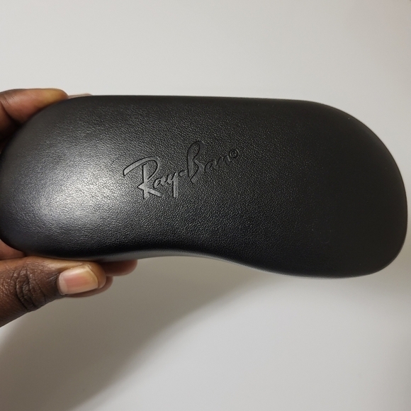 💕Host pick💕Rayban Black Hard Glasses Case/pouch - Picture 1 of 12